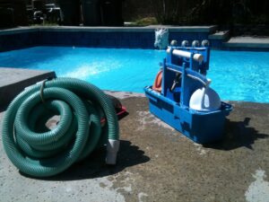 Which is better cordless or corded pool vacuum